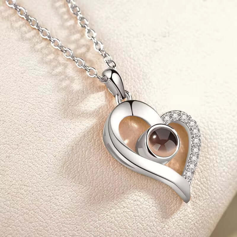 Heart Glow Necklace