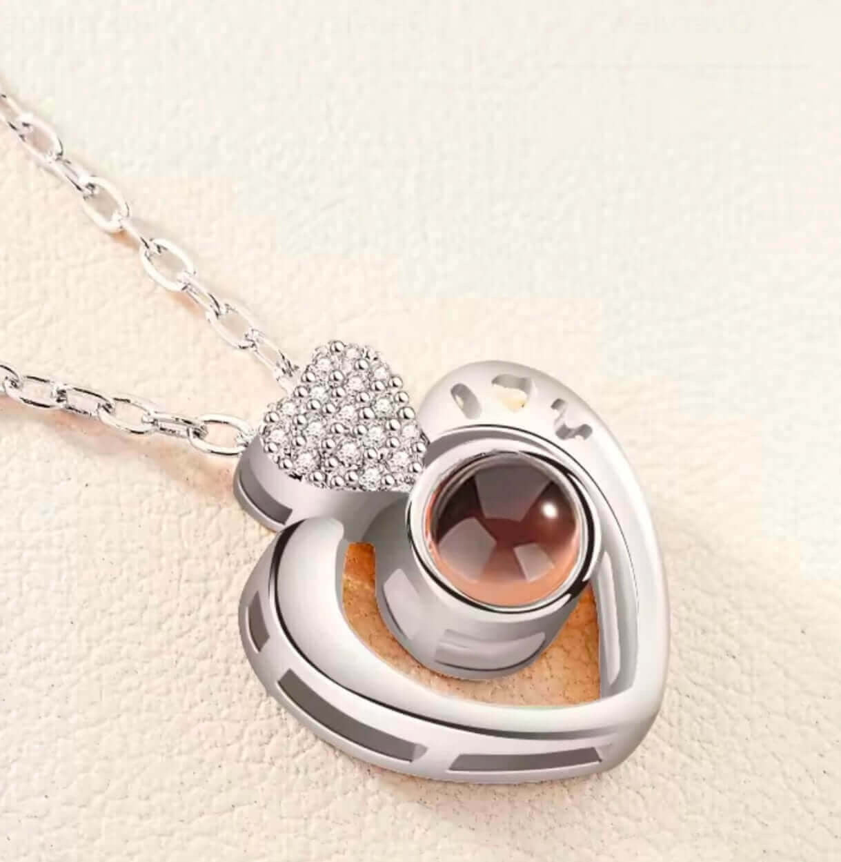 Heart Glow Necklace